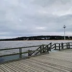 Marin, 22 *
